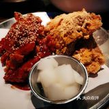 惦记这家店很久了，上次周日过来人太多只得放弃