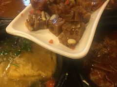 -三鞭一花·独一处·元英砂锅(海光寺店)
