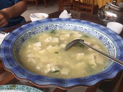 海蛎子炖豆腐-龙悦私家菜馆·海鲜(悦海馨苑店)