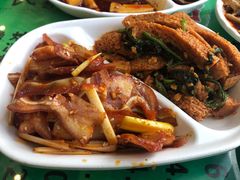 素拼-令氏家外家周秦食府(高新店)