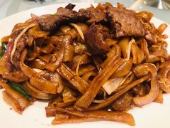 干炒牛河-稻香酒家·34年老字号·港式粤菜(汉街店)