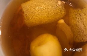 Health-Preserving Pigeon Egg and Sea Cucumber Bowl