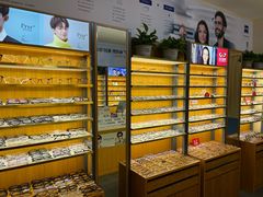 -优医视平价眼镜蔡司依视路折扣工厂店(十里堡店)