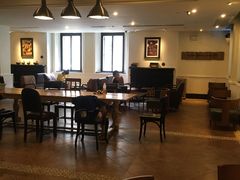 大堂-星巴克臻选(广州沙面店)