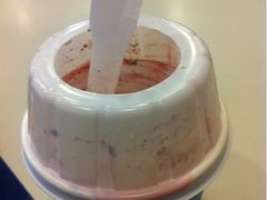 麦旋风-麦当劳(轻轨曹杨路店)