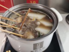 -百品聚旋转火锅(万德庄店)