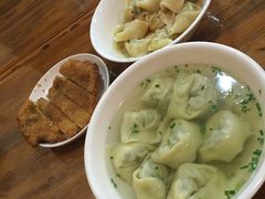 -潘国仙耳光馄饨(黄家阙路店)