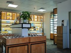 -LOGO眼镜·蔡司品牌折扣店(龙华清湖店)