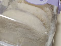 -顶东面包花园·生日蛋糕(世博店)