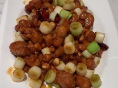 -峨嵋小镇·川菜(正定朗华店)