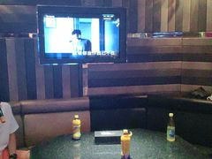 -K+全国连锁KTV(绿地缤纷天地店)