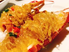 蒜蓉焗活龙虾-开海·红岛海鲜虾水饺(石老人店)