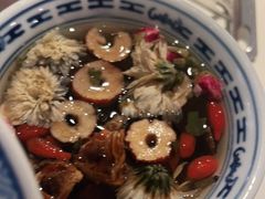 -首秀·四川料理(吾悦广场店)