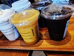 -星巴克臻选(济南万达店)