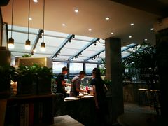 -HIGH FIVE哈福手工汉堡(桂林路店)