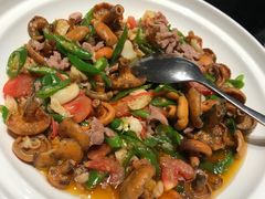 -黔蘑菇四季餐厅(观山湖店)