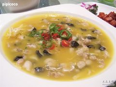 酸汤牛蛙-莲餐厅·湖北菜·藕汤是头牌(愚园路店)