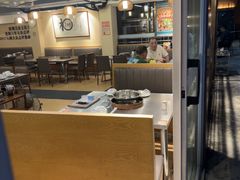 -胡须佬鸡煲四季火锅店(石厦西村直营店)