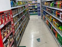 -农工商超市(临汾路店)