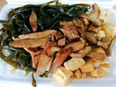 卤肉饭-天津医科大学学生食堂