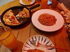 -必胜客(太白路店)