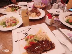 西冷牛排-宝莱纳啤酒花园餐厅PAULANER BRAUHAUS Nanjing(广州路店)