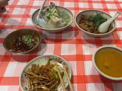 -老方桌烂蹄花川菜馆(九龙坡店)