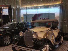 酒店门口的豪车-圣丰索菲特·2 On 988 Café 自助餐厅