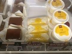 -法桐蛋糕·手作面包(万达公馆店)