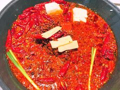 -贰回巷火锅馆(钟楼店)