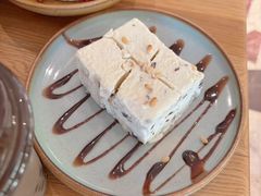 -LENBACH RIVERSIDE 兰巴赫(蟠龙天地店)