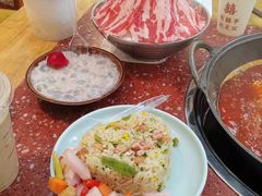 -赵美丽·重庆社区火锅·直营店(火车东站·中豪国际店)