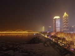 -人民防洪胜利纪念塔