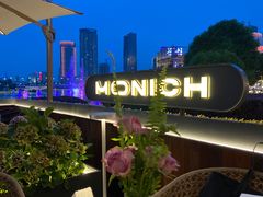 -MONICH牛排融合餐厅(和义大道购物中心店)