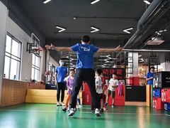 -悦动体能篮球羽毛球网球(三里河店)