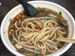 -覃肥叔桂林米粉(粮道街店)