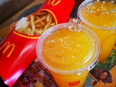 -麦当劳(展览路店)