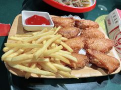 -叶派龙虾•招牌香辣蟹·海鲜(中海国际店)