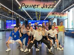 -懒人Club健身(卓越时代广场店)
