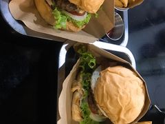 -BURGER BRO'S