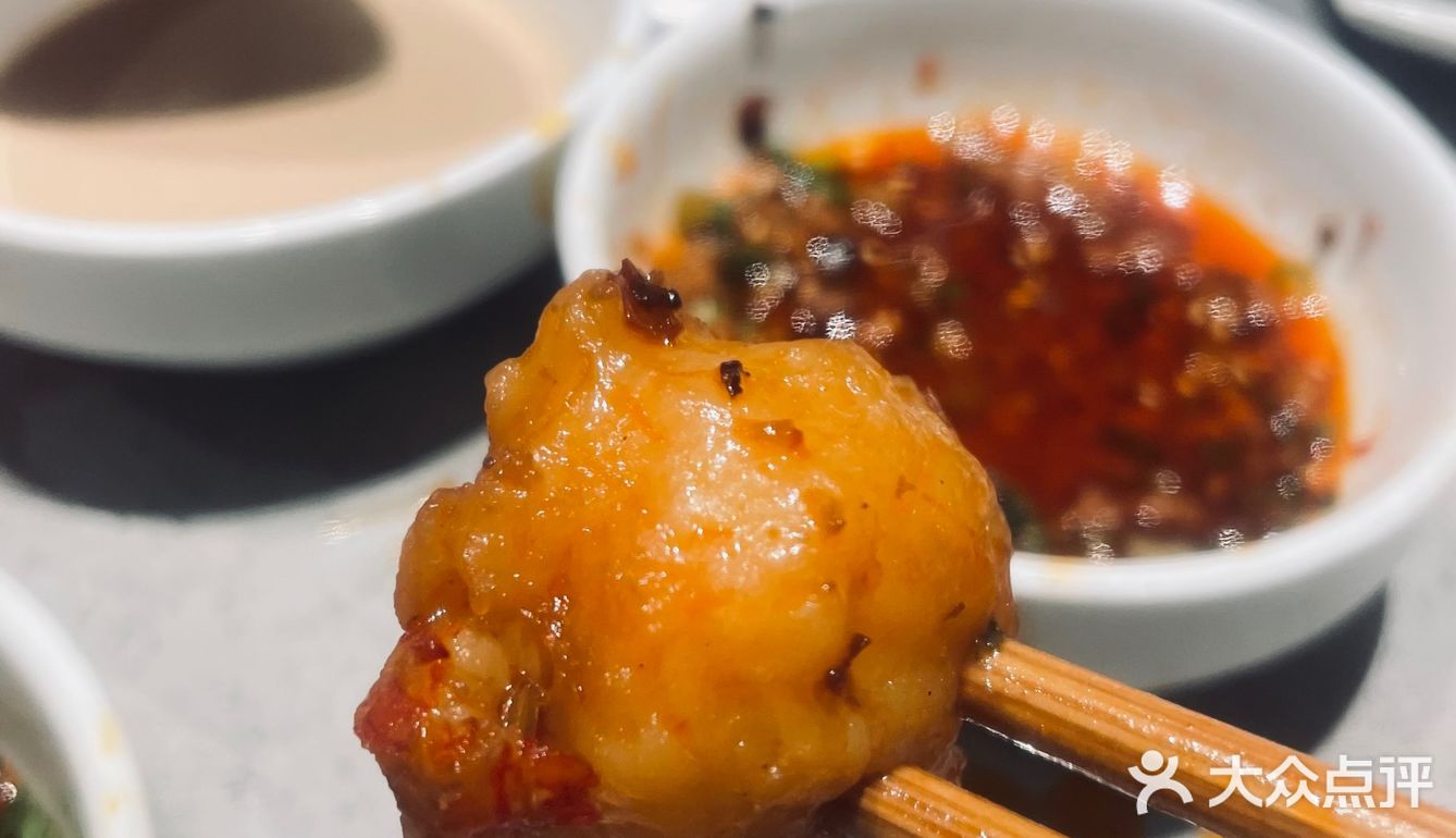 天冷了，一起来海底捞洗筷子吧！