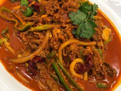 炒牛犊肉-伊和园清真餐饮