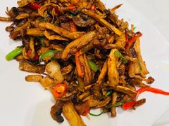 小炒鲜菌-鹿港小镇(金虹桥国际中心店)