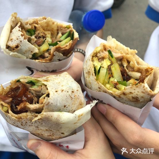 金牌片皮鸭(美食街店)