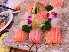 -青瓦餐厅·生鱼片·韩园烤肉(西塔店)