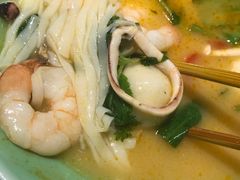 -越弥越南传统美食馆
