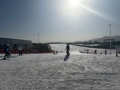 -华彬猛犸滑雪场