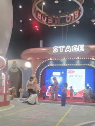 -奈尔宝家庭中心·亲子餐厅(鄞州万达店)