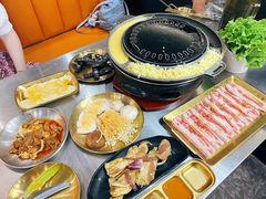 -胡悦里韩式烤肉(芝罘万达广场店)