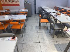 -鱼你在一起(浦东新陆家嘴滨江中心店)